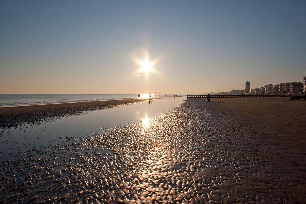Hotel Felix Pindemonte Lido di Jesolo Bagian luar foto