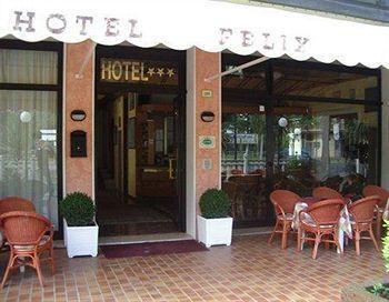 Hotel Felix Pindemonte Lido di Jesolo Bagian luar foto